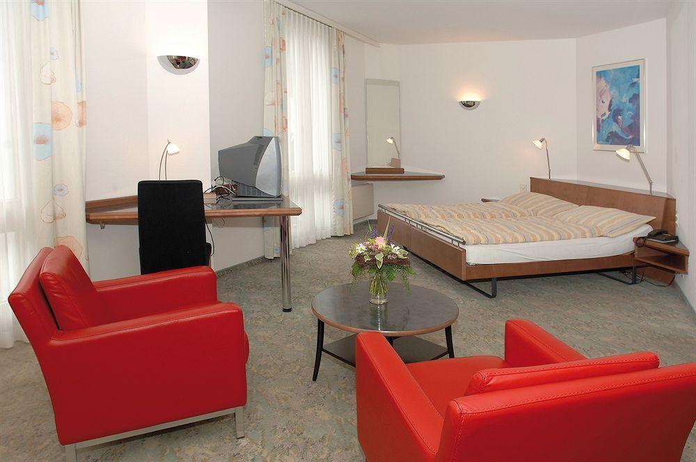 Schweizerhof Hotel